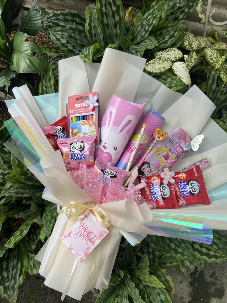 Bouquet Alat Tulis dan Snack