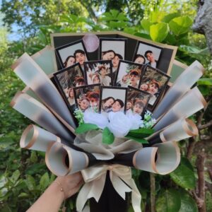 Bouquet Polaroid